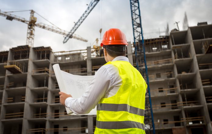 Construction project managers anticipate disruptions as firms reopen © Kiriill Ryzhov 696x439 1